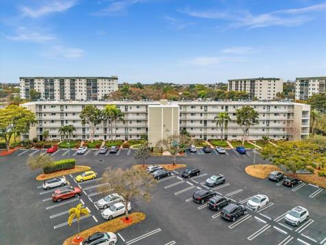 2236 N Cypress Bend Drive Pompano Beach FL 33069