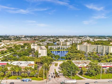 2236 N Cypress Bend Drive Pompano Beach FL 33069