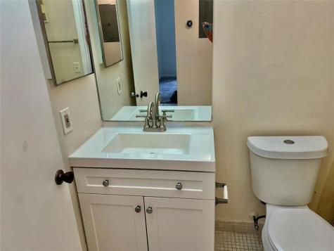 9384 S Belfort Circle Tamarac FL 33321