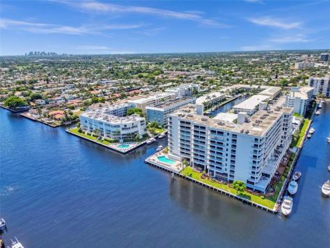3100 NE 48th Street Fort Lauderdale FL 33308