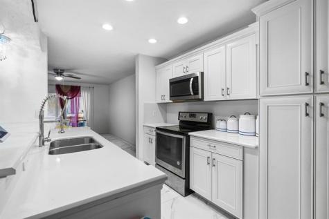 10762 La Placida Drive Coral Springs FL 33065