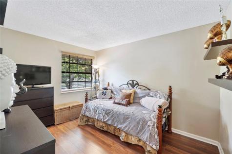 2112 Congressional Way Deerfield Beach FL 33442