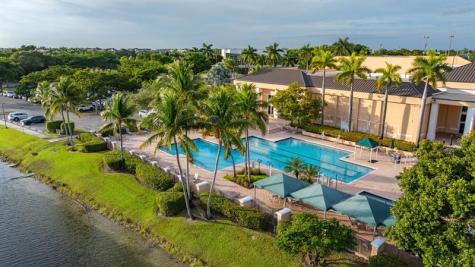 7445 Fairfax Drive Fort Lauderdale FL 33321