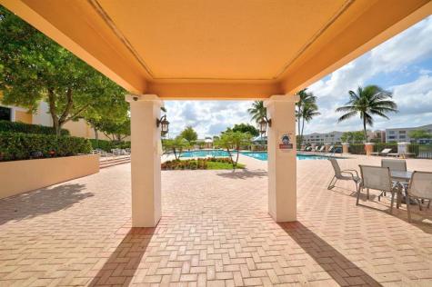 7445 Fairfax Drive Fort Lauderdale FL 33321
