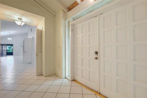 5614 Hammock Lane Lauderhill FL 33319