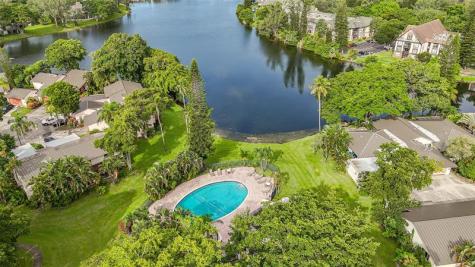 5614 Hammock Lane Lauderhill FL 33319