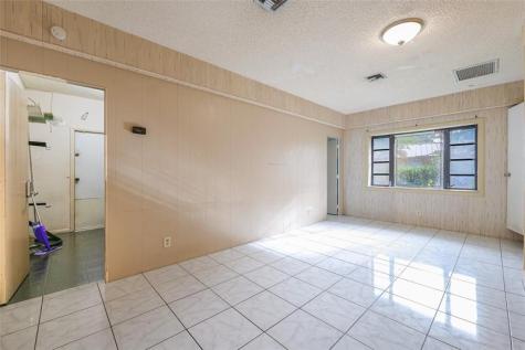 5614 Hammock Lane Lauderhill FL 33319