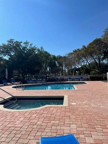 8871 Wiles Road Coral Springs FL 33067