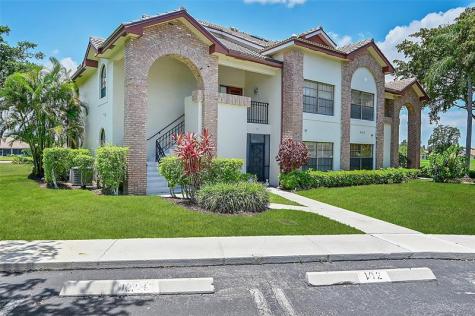 8049 Aberdeen Drive Boynton Beach FL 33472