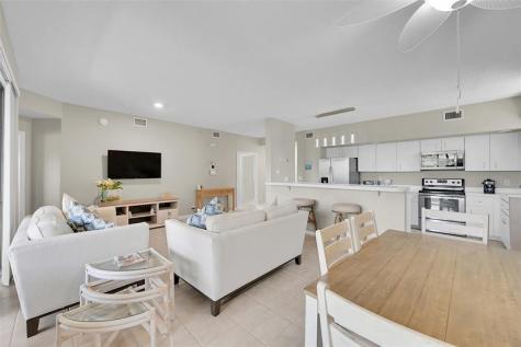8049 Aberdeen Drive Boynton Beach FL 33472