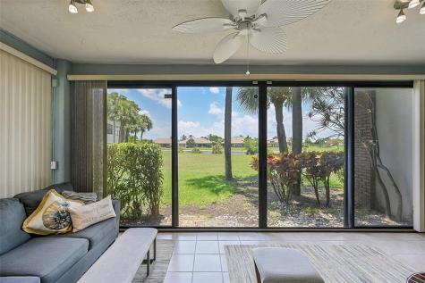 8049 Aberdeen Drive Boynton Beach FL 33472