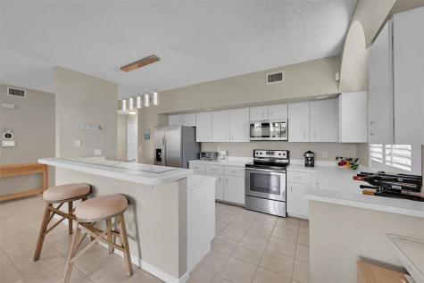 8049 Aberdeen Drive Boynton Beach FL 33472