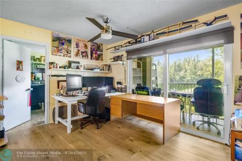 800 SW 125th Way Pembroke Pines FL 33027