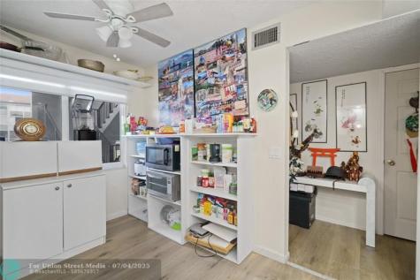 800 SW 125th Way Pembroke Pines FL 33027
