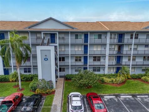 800 SW 125th Way Pembroke Pines FL 33027