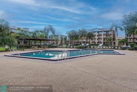800 SW 125th Way Pembroke Pines FL 33027