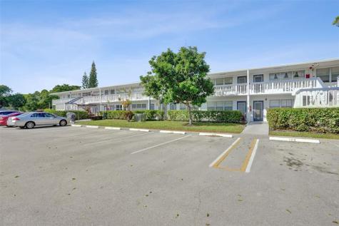 91 Tilford Deerfield Beach FL 33442