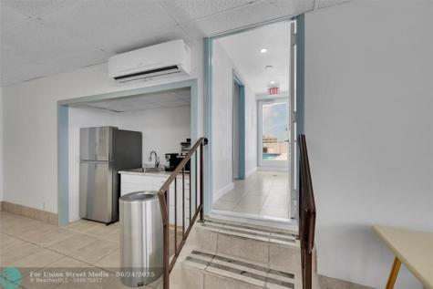 400 N Surf Road Hollywood FL 33019