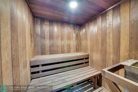 400 N Surf Road Hollywood FL 33019