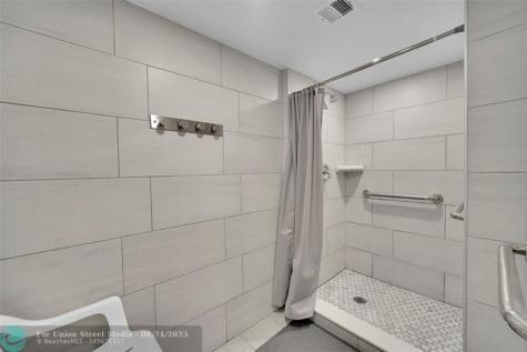 400 N Surf Road Hollywood FL 33019