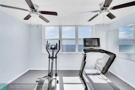 400 N Surf Road Hollywood FL 33019