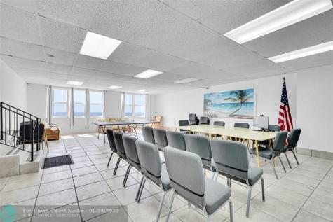 400 N Surf Road Hollywood FL 33019