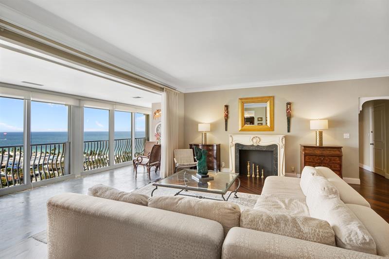 1 Las Olas Circle Fort Lauderdale FL 33316
