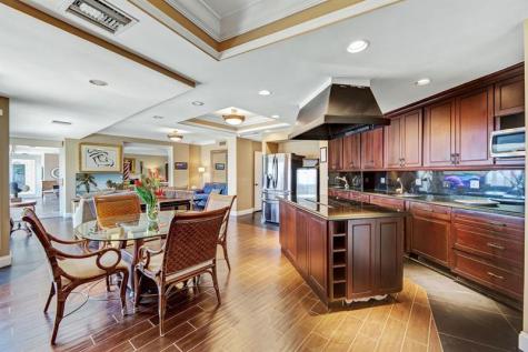 1 Las Olas Circle Fort Lauderdale FL 33316