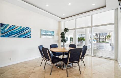 1 Las Olas Circle Fort Lauderdale FL 33316
