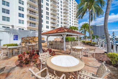 1 Las Olas Circle Fort Lauderdale FL 33316