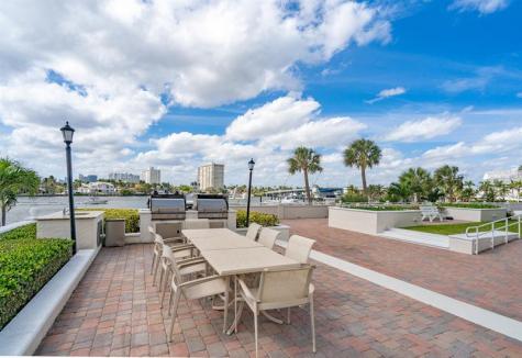 1 Las Olas Circle Fort Lauderdale FL 33316