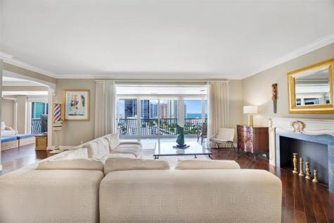 1 Las Olas Circle Fort Lauderdale FL 33316