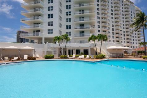 1 Las Olas Circle Fort Lauderdale FL 33316