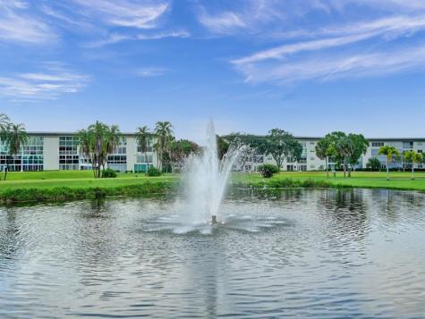 1104 Bahama Bend Coconut Creek FL 33066