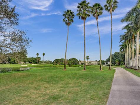 1104 Bahama Bend Coconut Creek FL 33066
