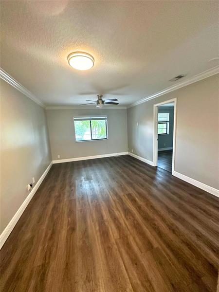 1359 NW 94th Way Coral Springs FL 33071