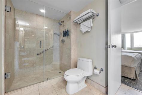 2670 E Sunrise Boulevard Fort Lauderdale FL 33304