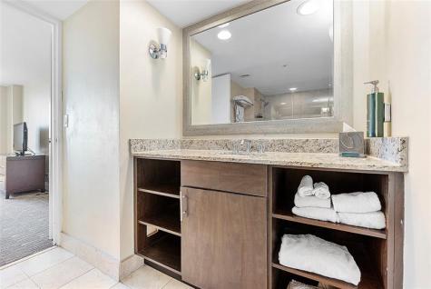2670 E Sunrise Boulevard Fort Lauderdale FL 33304