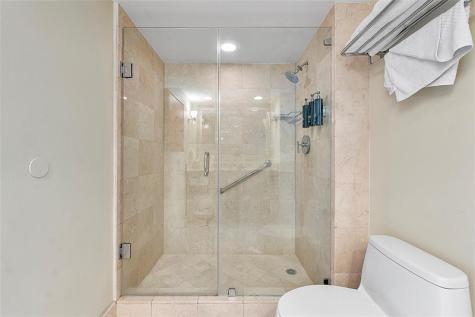 2670 E Sunrise Boulevard Fort Lauderdale FL 33304