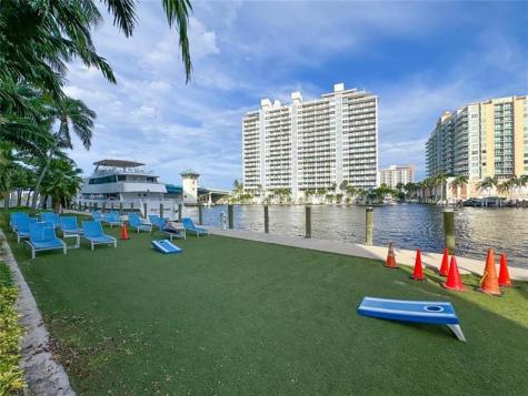 2670 E Sunrise Boulevard Fort Lauderdale FL 33304