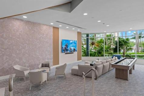 2670 E Sunrise Boulevard Fort Lauderdale FL 33304