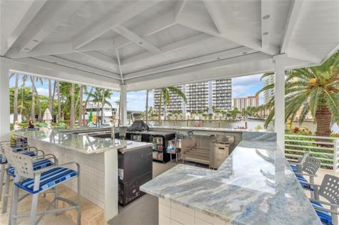 2670 E Sunrise Boulevard Fort Lauderdale FL 33304