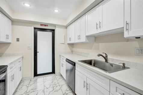 3541 NW 95th Terrace Sunrise FL 33351