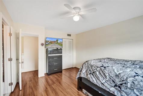 3541 NW 95th Terrace Sunrise FL 33351