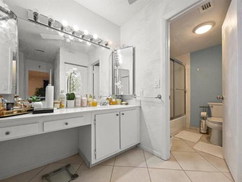 9286 Vista Del Lago Boca Raton FL 33428