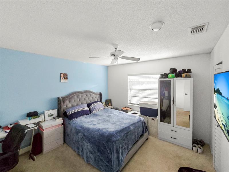 9286 Vista Del Lago Boca Raton FL 33428