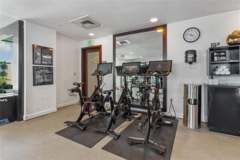 Fort Lauderdale FL 33304