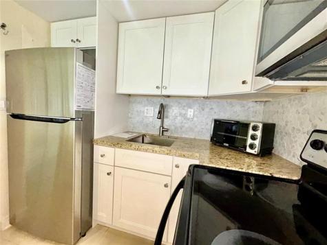 251 SE 6th Avenue Pompano Beach FL 33060