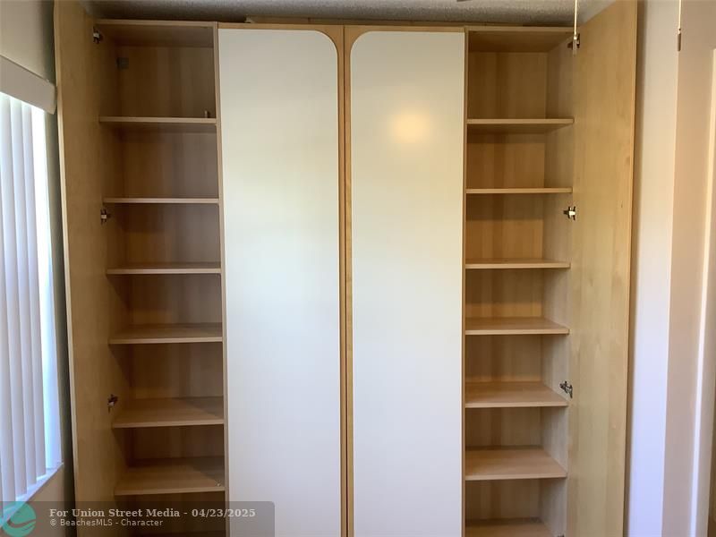 3581 NW 95th Terrace Sunrise FL 33351