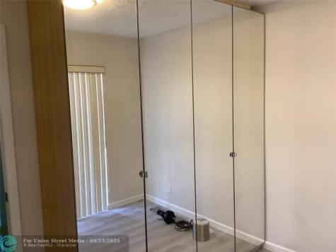 3581 NW 95th Terrace Sunrise FL 33351